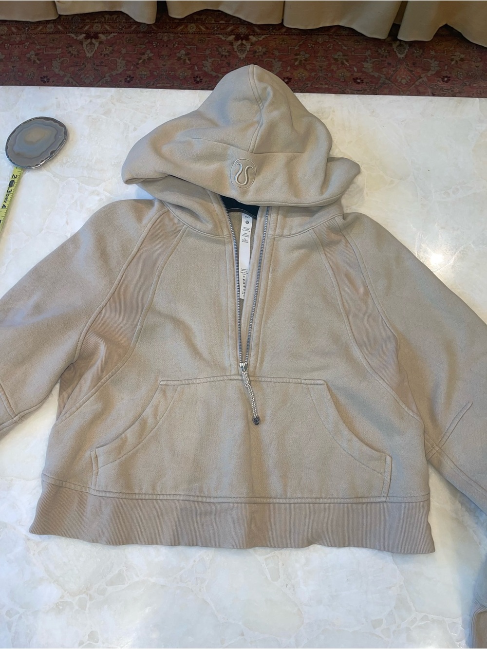 Lululemon Scuba Half-Zip Hoodie Cropped Sweatshirt in neutral beige color sz 4 - Picture 13 of 13